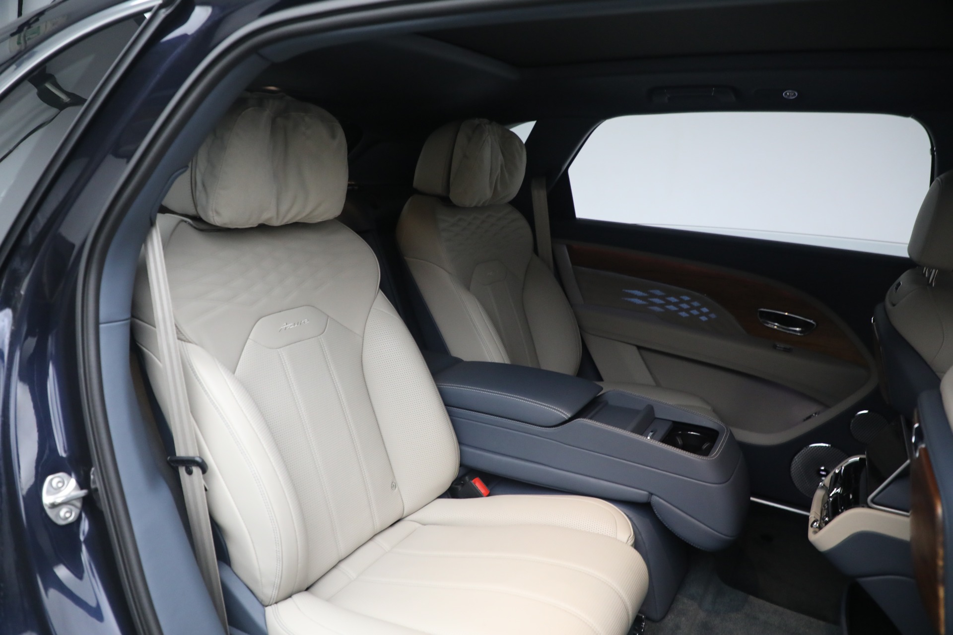 Used 2023 Bentley Bentayga EWB Azure V8 | St. Petersburg, FL