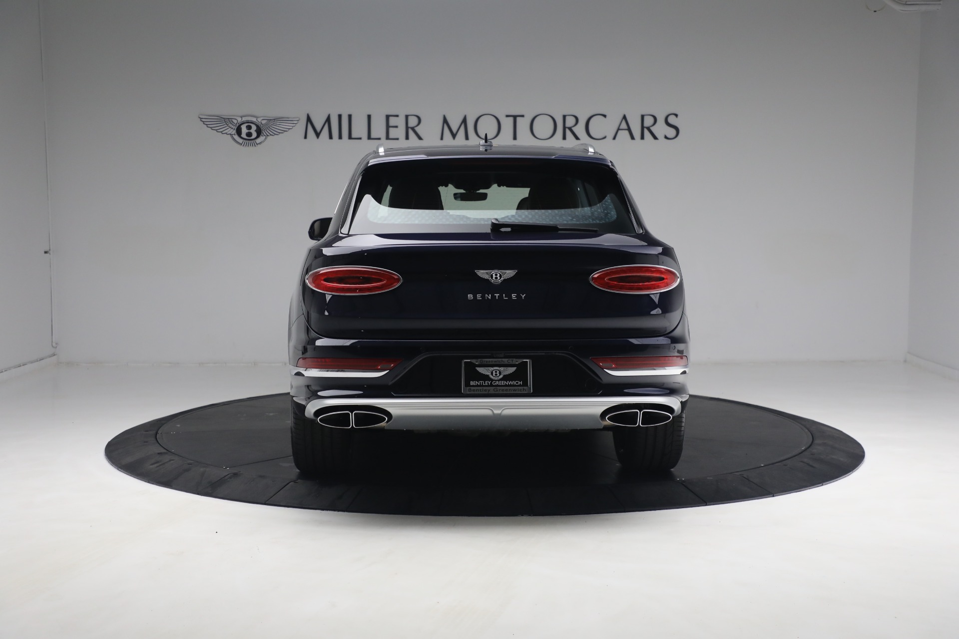 Used 2023 Bentley Bentayga EWB Azure V8 | St. Petersburg, FL