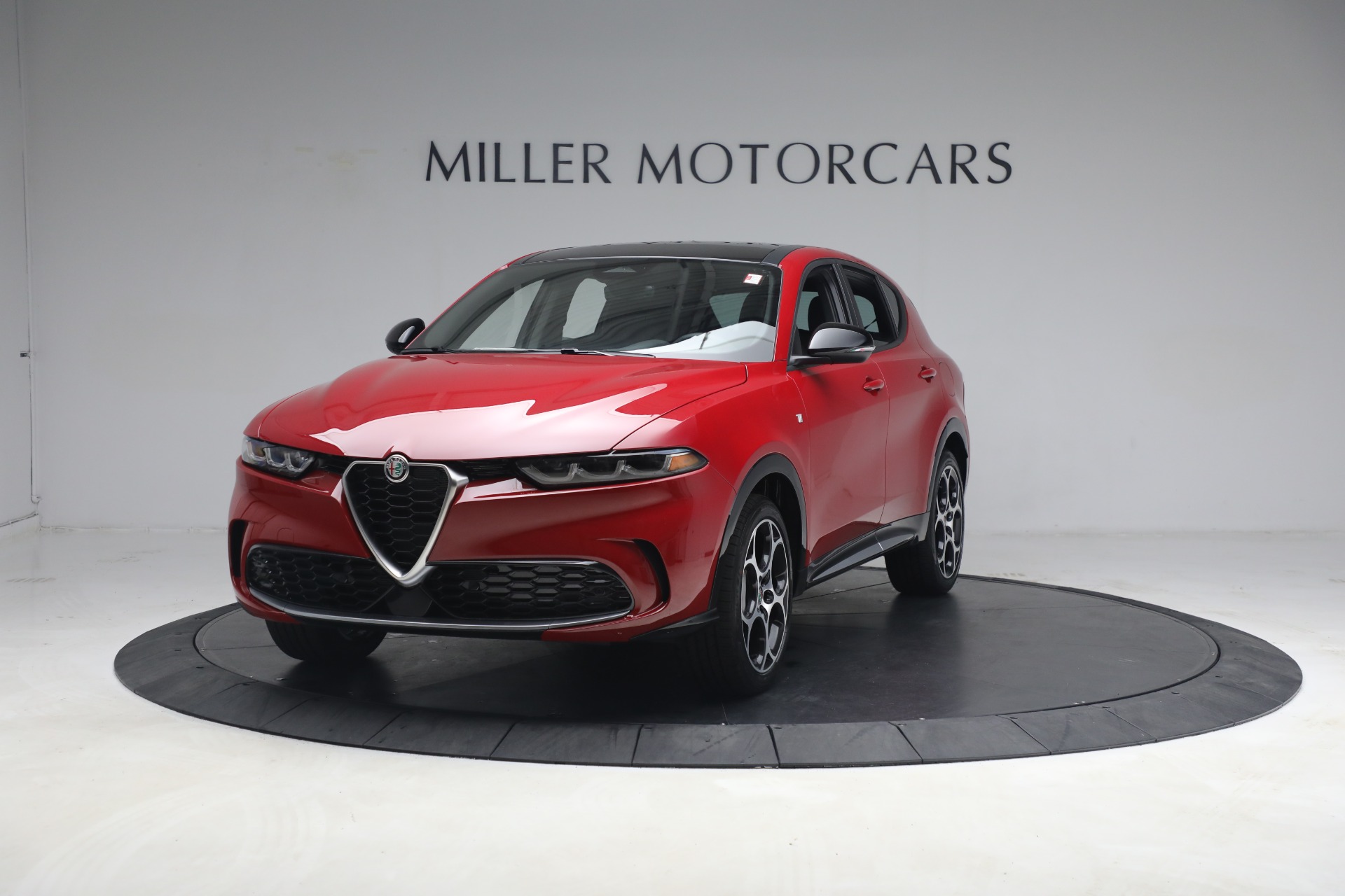 New 2024 Alfa Romeo Tonale Ti | St. Petersburg, FL