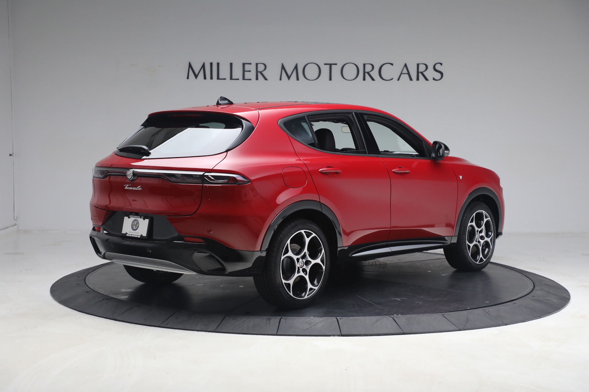 New 2024 Alfa Romeo Tonale Ti | St. Petersburg, FL