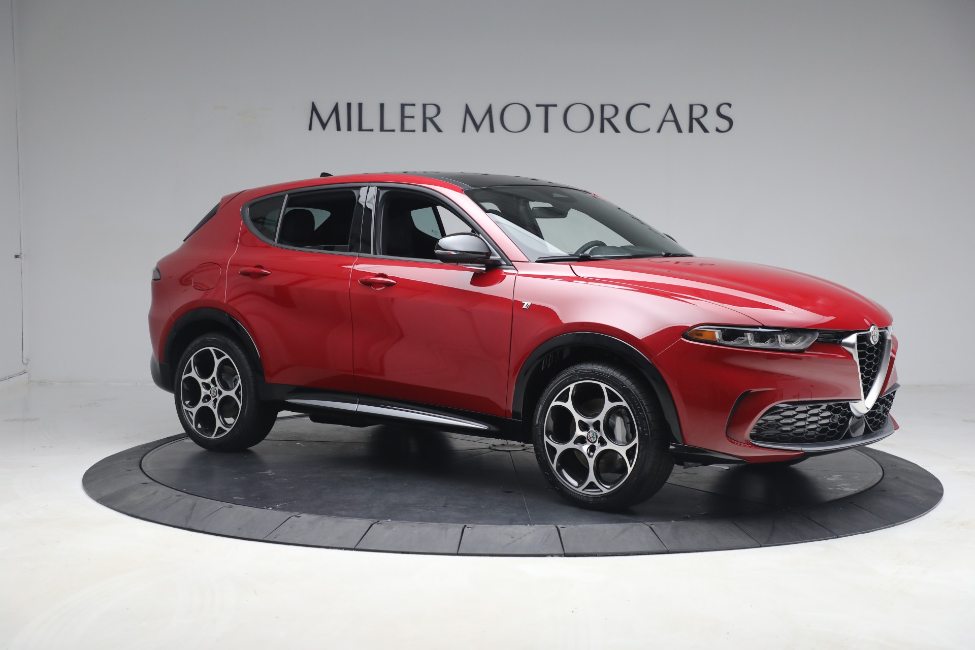 New 2024 Alfa Romeo Tonale Ti | St. Petersburg, FL