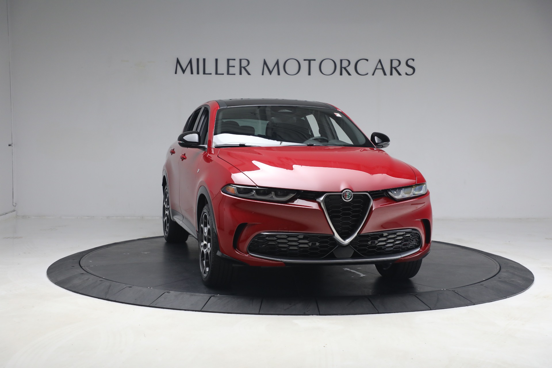 New 2024 Alfa Romeo Tonale Ti | St. Petersburg, FL