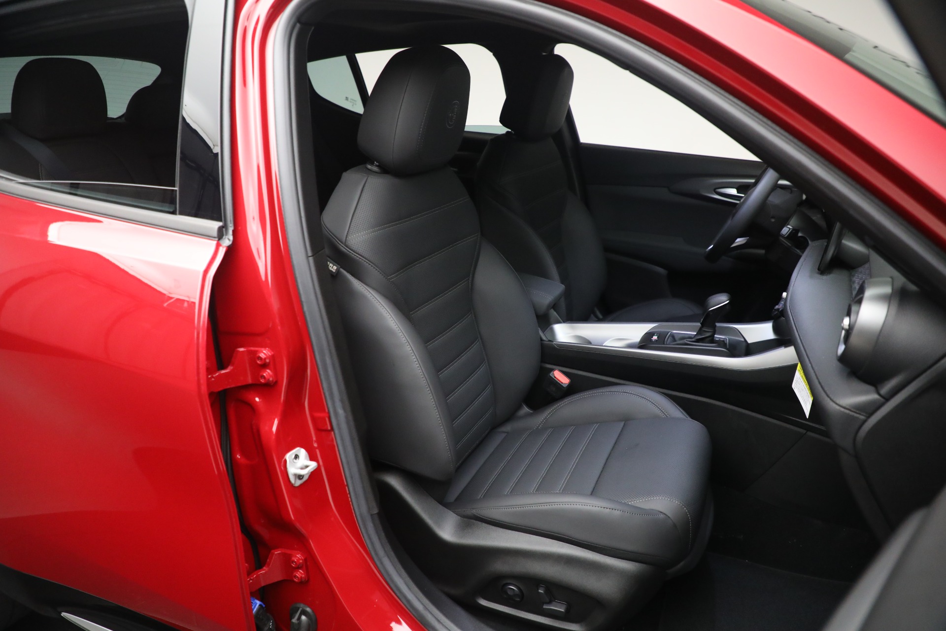 New 2024 Alfa Romeo Tonale Ti | St. Petersburg, FL