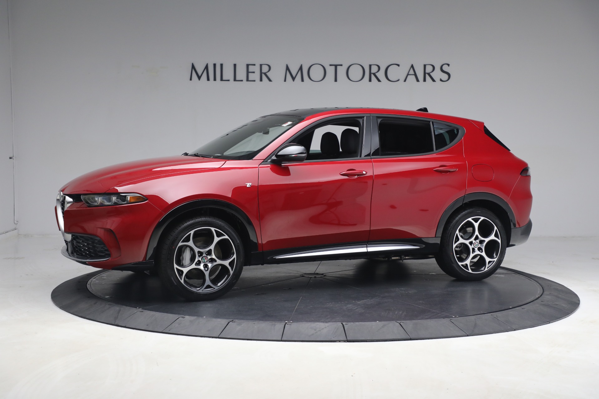 New 2024 Alfa Romeo Tonale Ti | St. Petersburg, FL