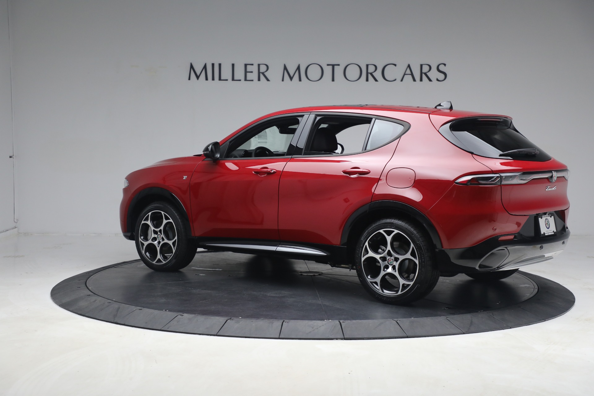 New 2024 Alfa Romeo Tonale Ti | St. Petersburg, FL