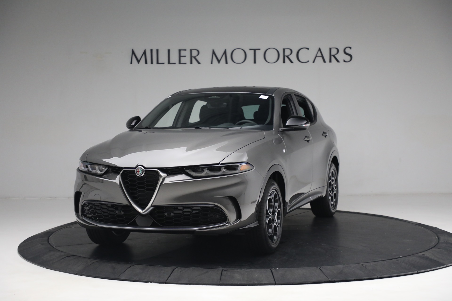 New 2024 Alfa Romeo Tonale Ti | St. Petersburg, FL