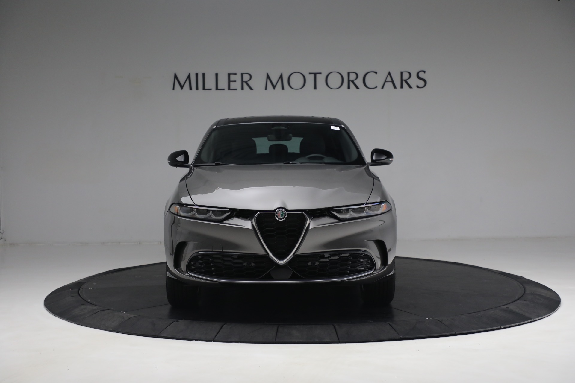 New 2024 Alfa Romeo Tonale Ti | St. Petersburg, FL