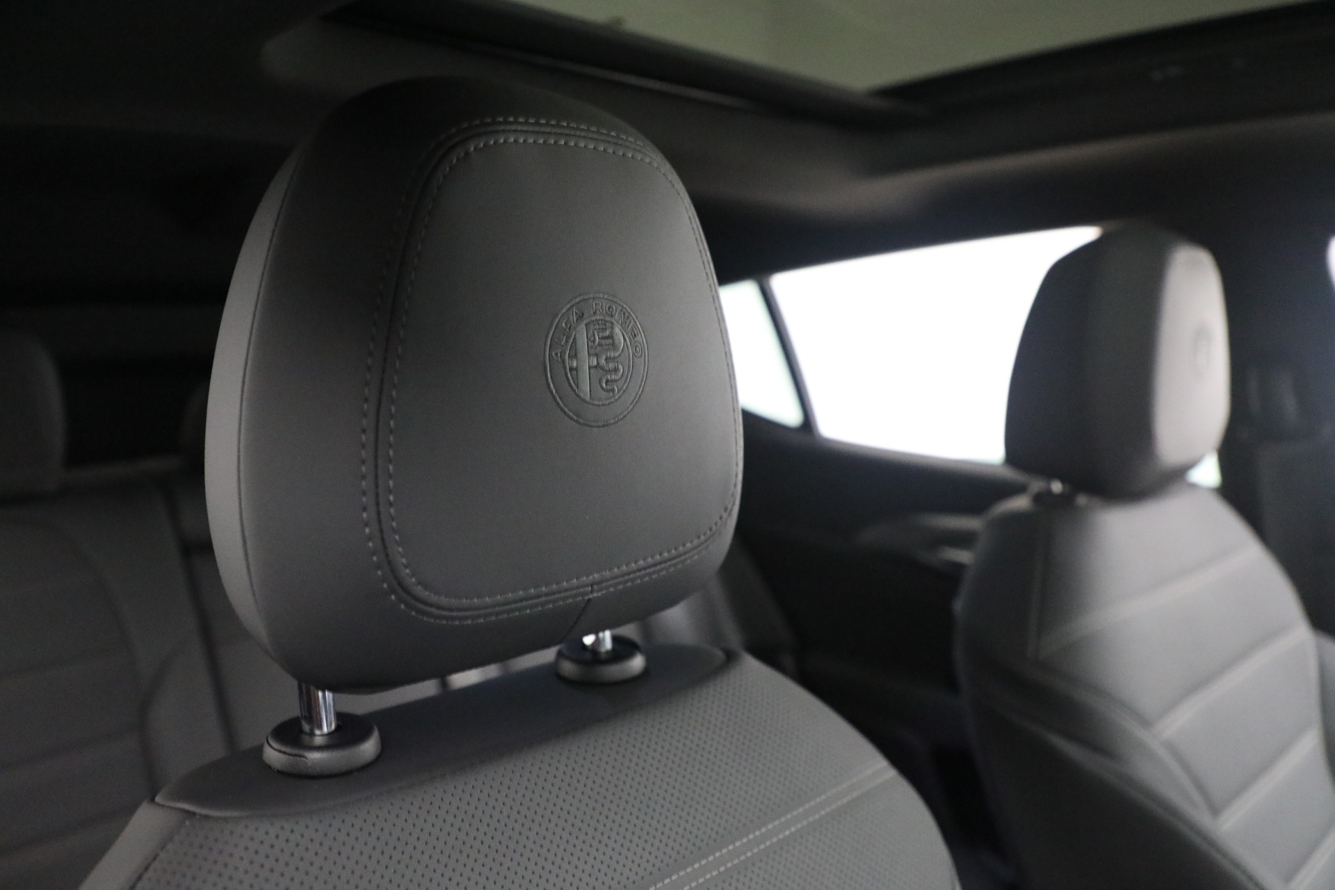 New 2024 Alfa Romeo Tonale Ti | St. Petersburg, FL