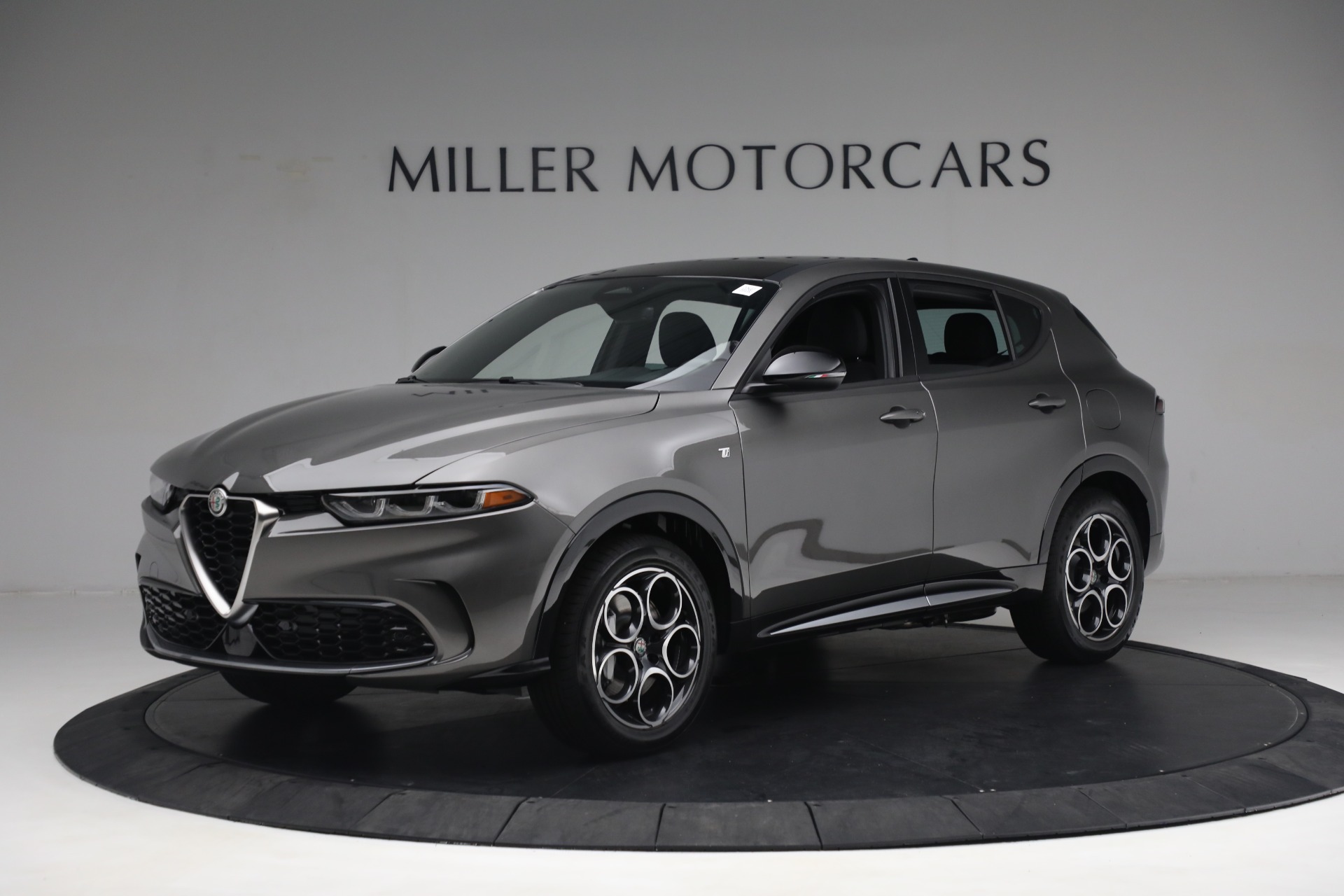 New 2024 Alfa Romeo Tonale Ti | St. Petersburg, FL