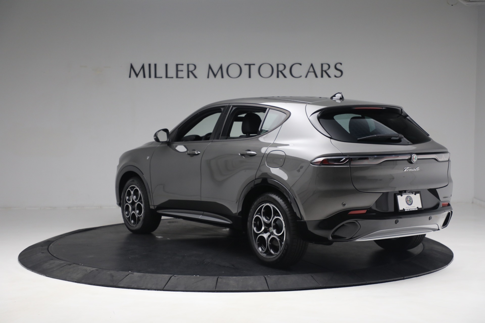 New 2024 Alfa Romeo Tonale Ti | St. Petersburg, FL