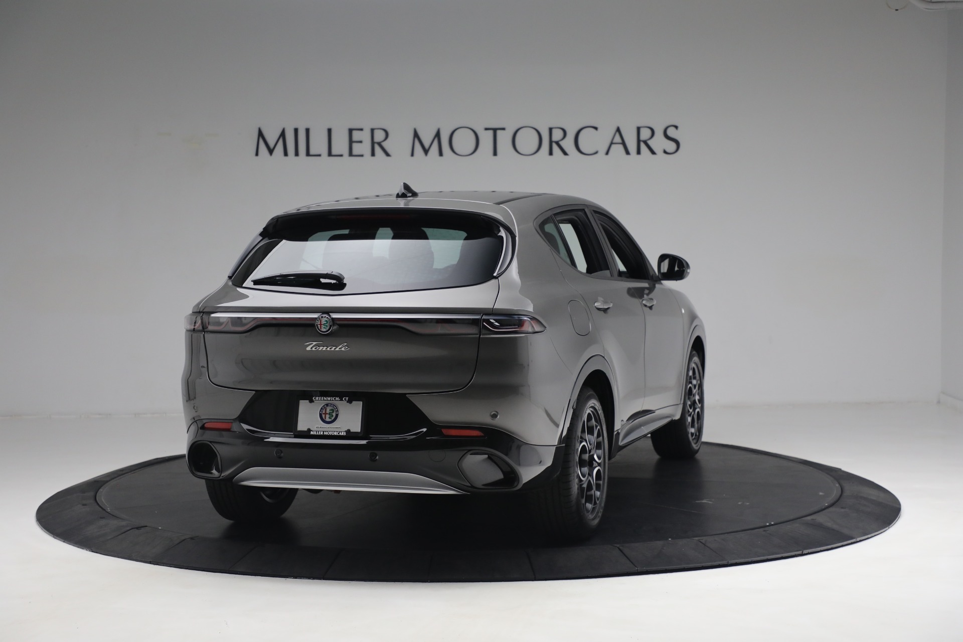 New 2024 Alfa Romeo Tonale Ti | St. Petersburg, FL