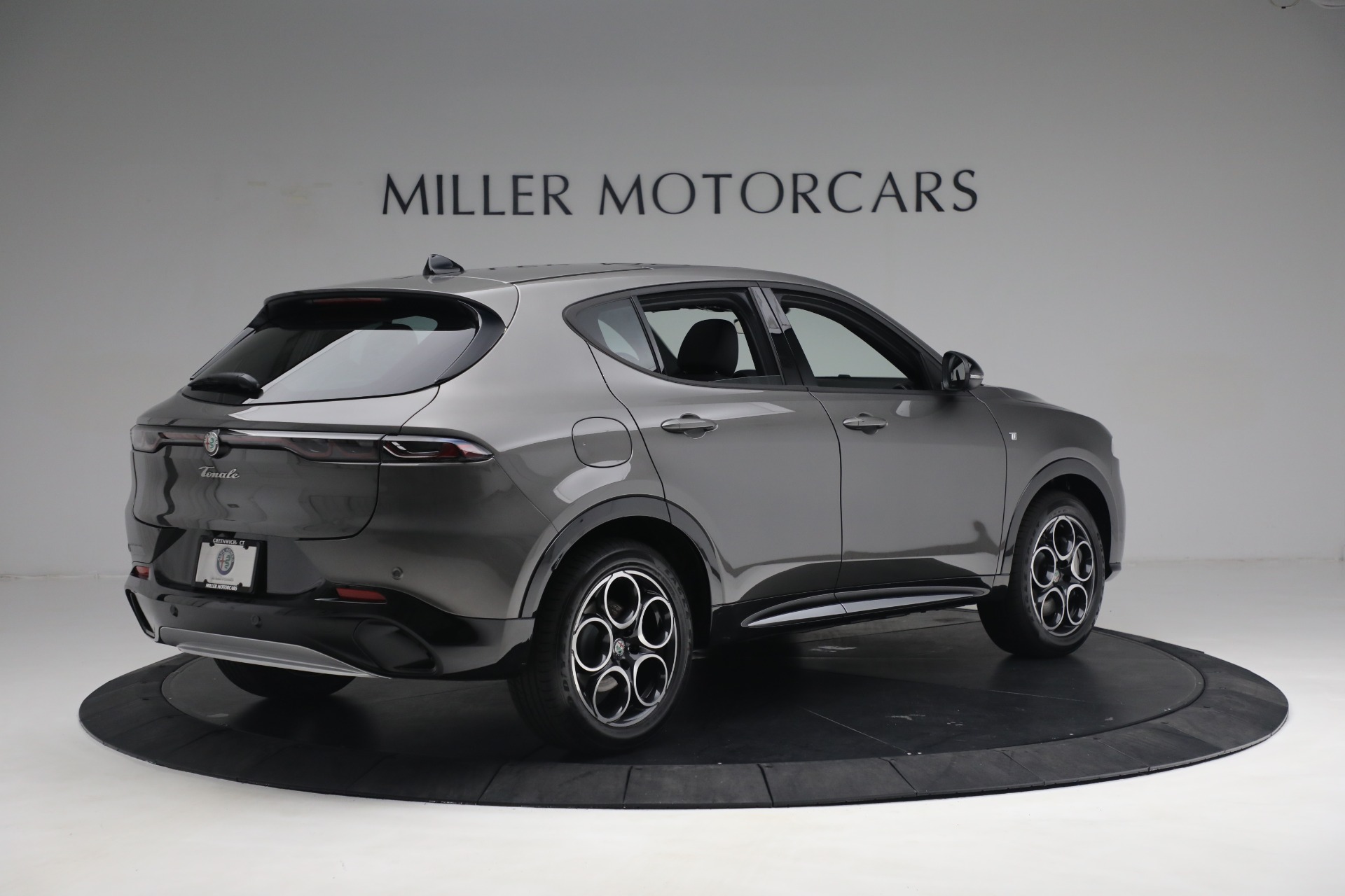 New 2024 Alfa Romeo Tonale Ti | St. Petersburg, FL