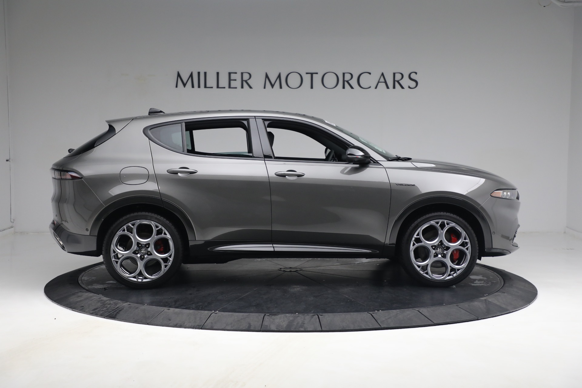 New 2024 Alfa Romeo Tonale Veloce | St. Petersburg, FL