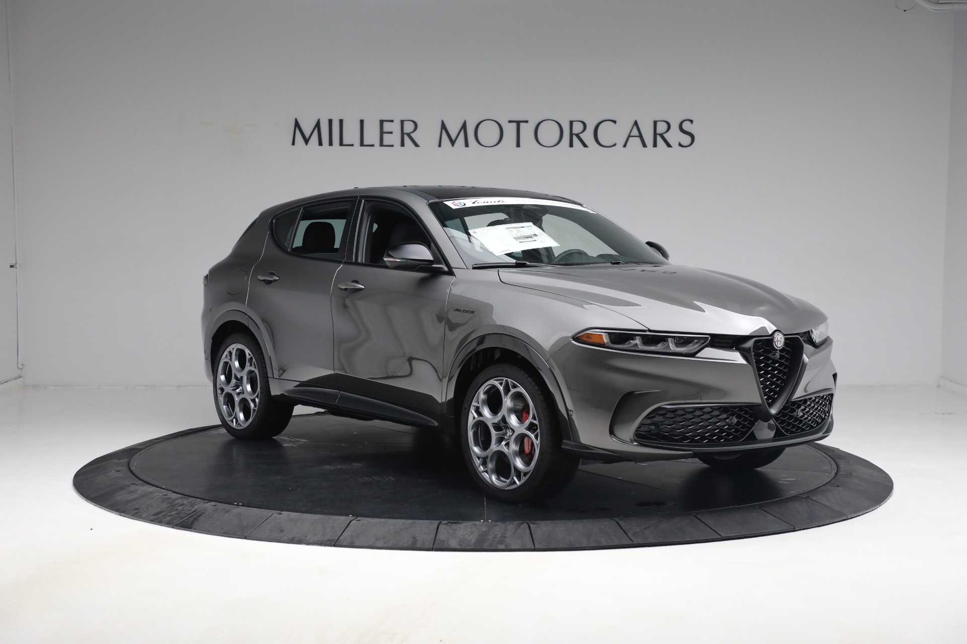 New 2024 Alfa Romeo Tonale Veloce | St. Petersburg, FL