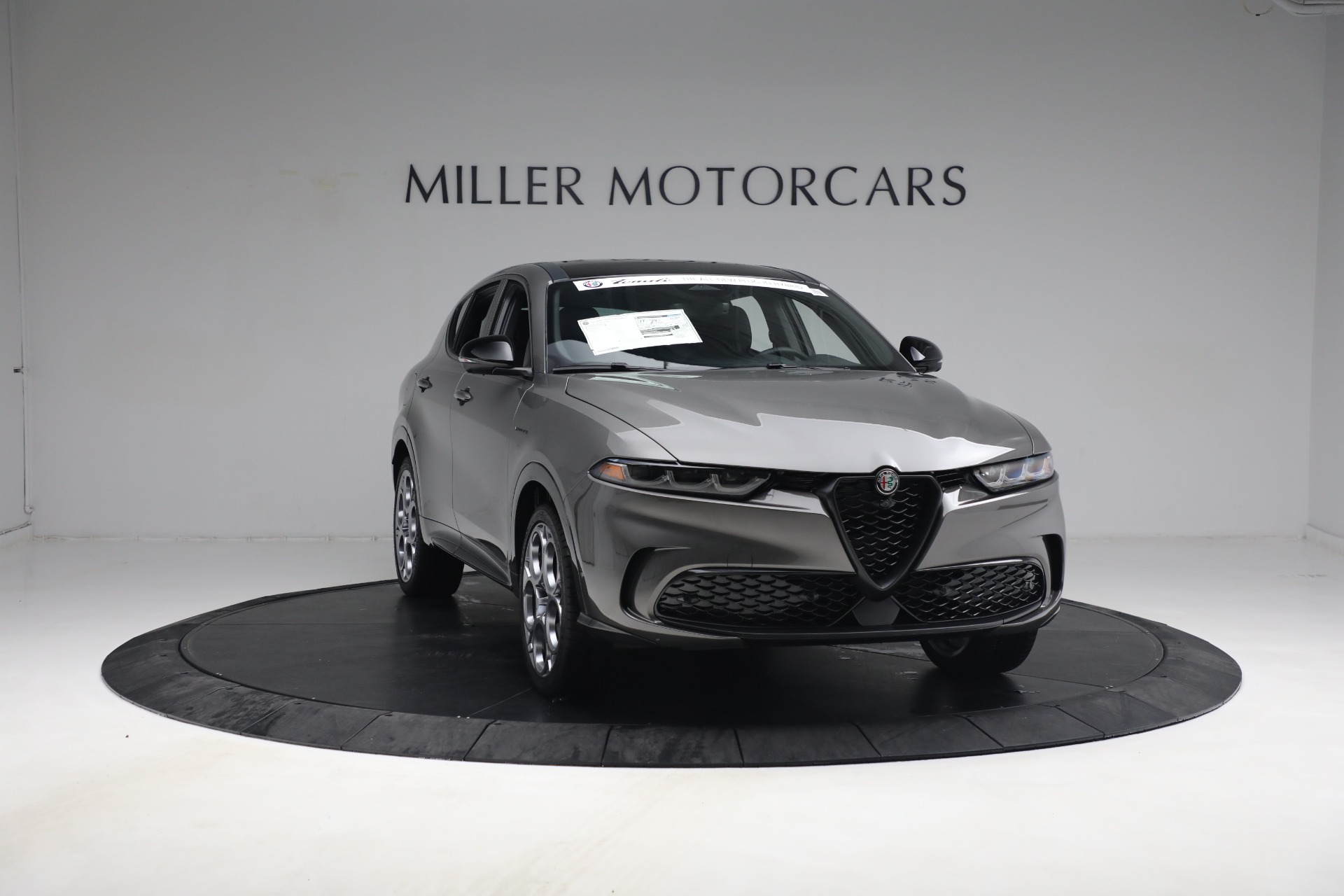 New 2024 Alfa Romeo Tonale Veloce | St. Petersburg, FL