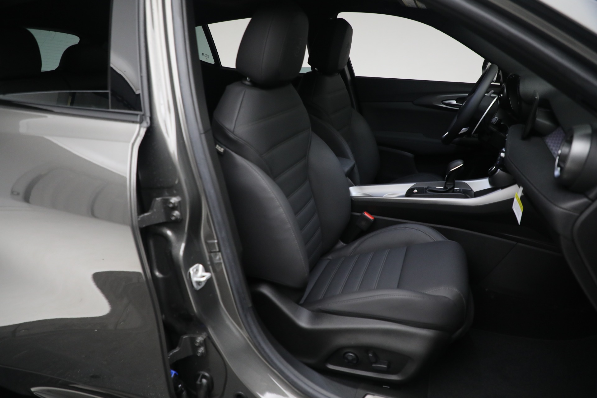 New 2024 Alfa Romeo Tonale Veloce | St. Petersburg, FL