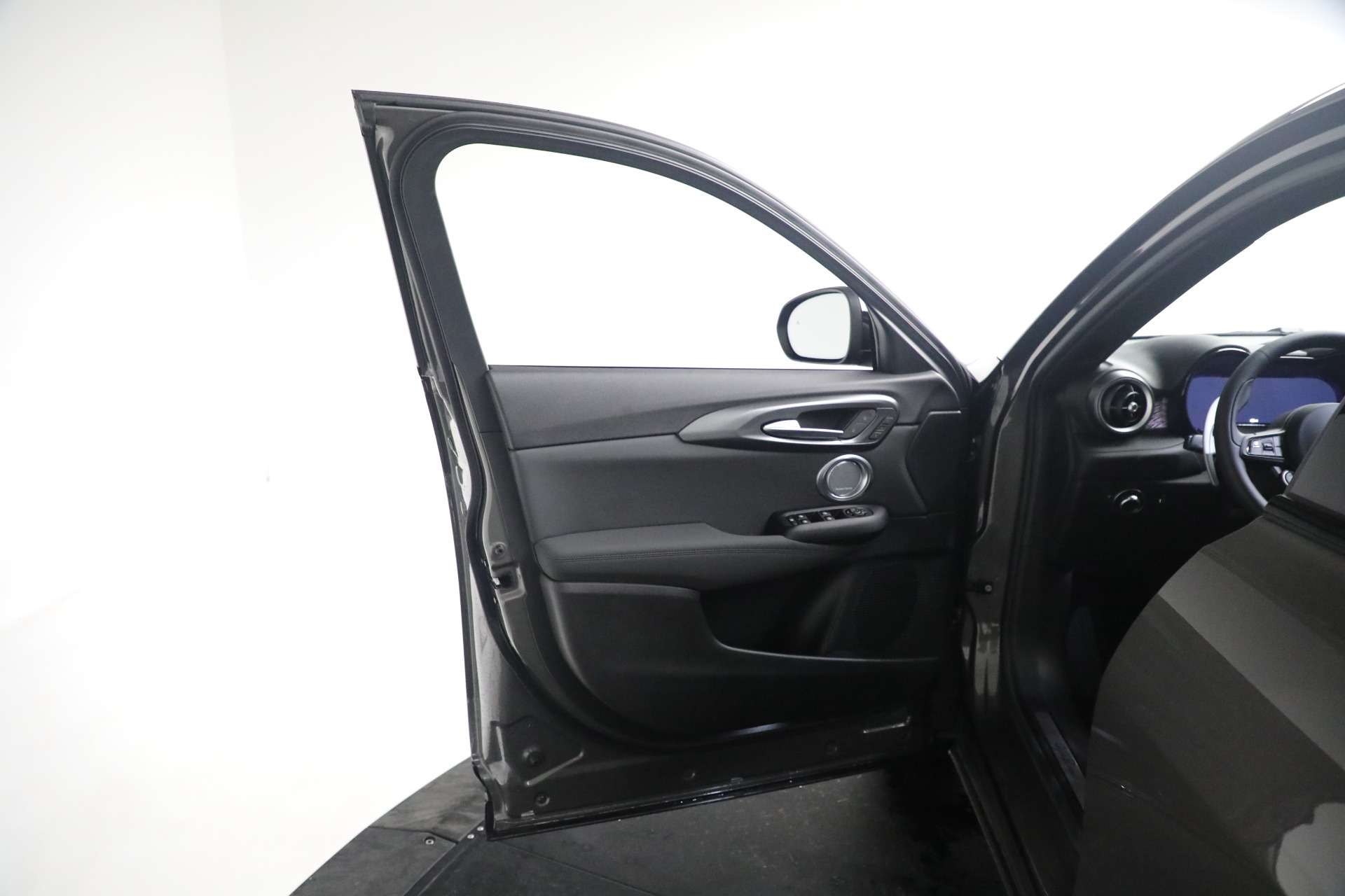 New 2024 Alfa Romeo Tonale Veloce | St. Petersburg, FL
