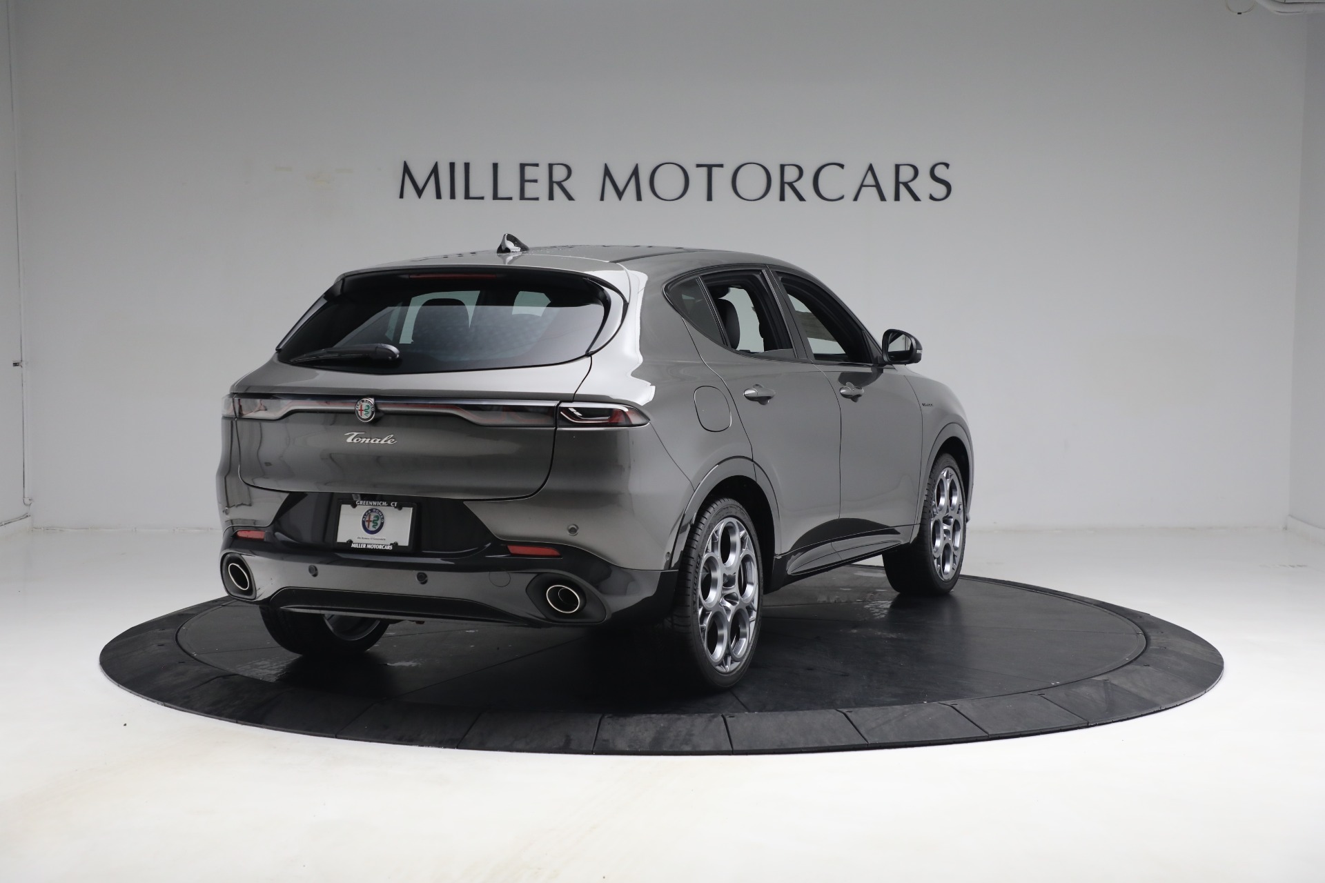 New 2024 Alfa Romeo Tonale Veloce | St. Petersburg, FL