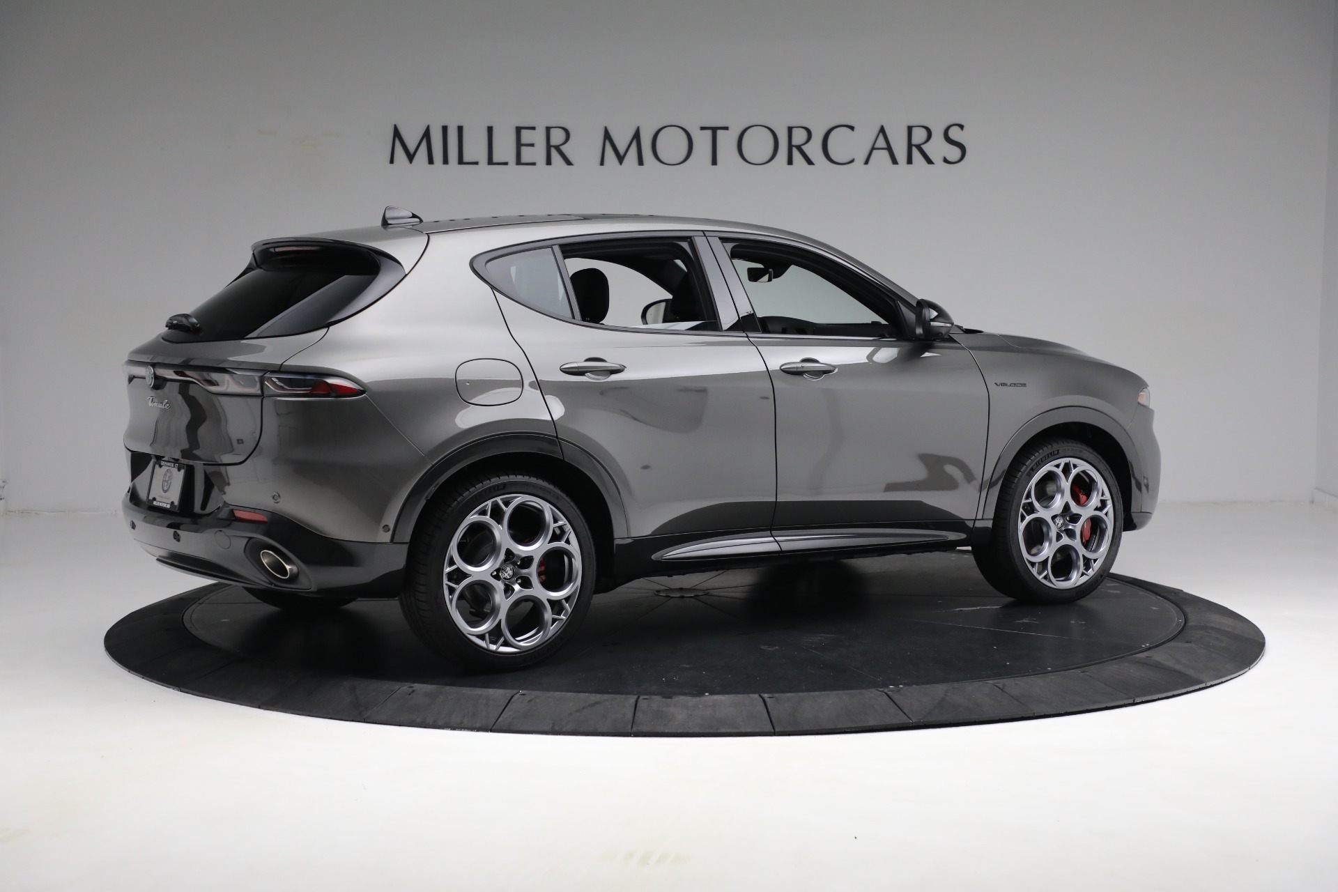 New 2024 Alfa Romeo Tonale Veloce | St. Petersburg, FL