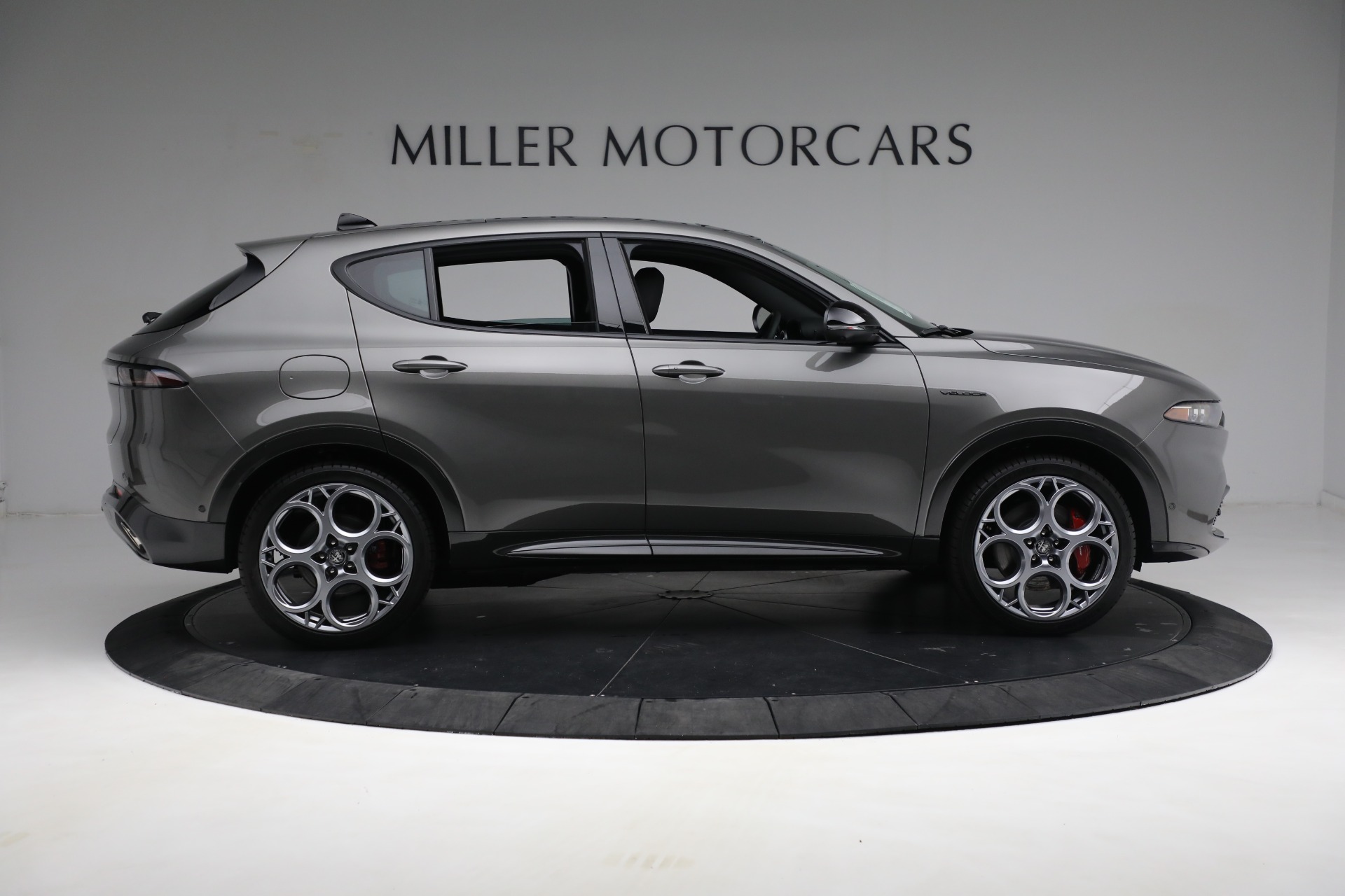 New 2024 Alfa Romeo Tonale Veloce | St. Petersburg, FL
