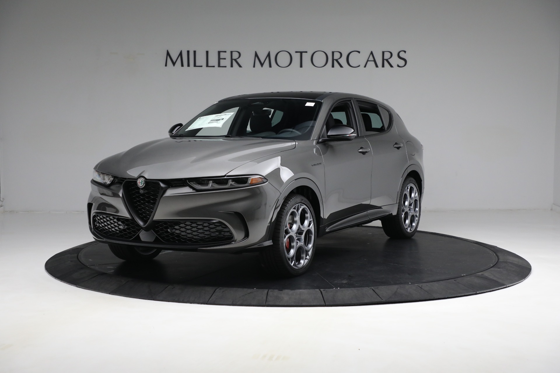 New 2024 Alfa Romeo Tonale Veloce | St. Petersburg, FL