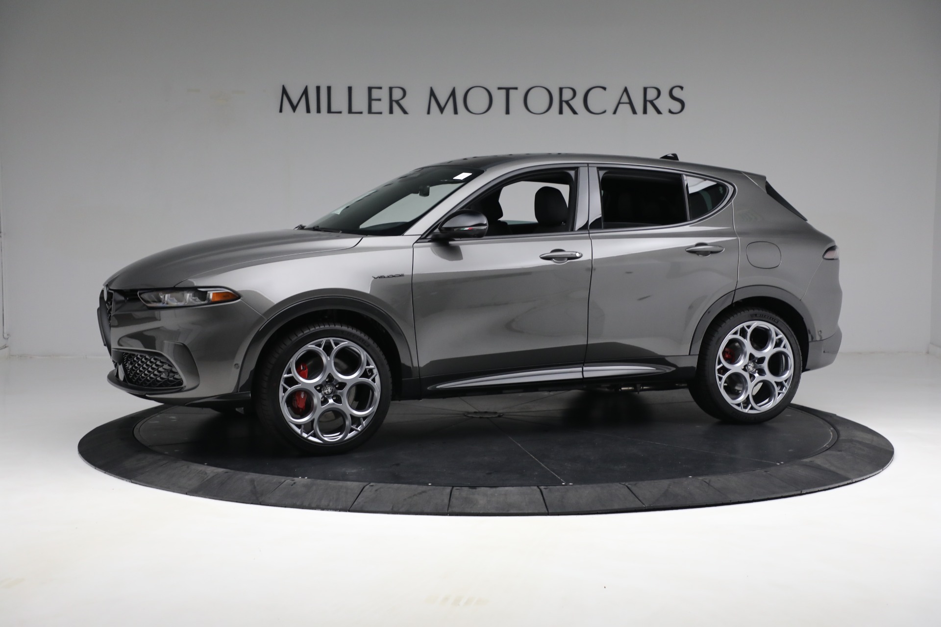 New 2024 Alfa Romeo Tonale Veloce | St. Petersburg, FL