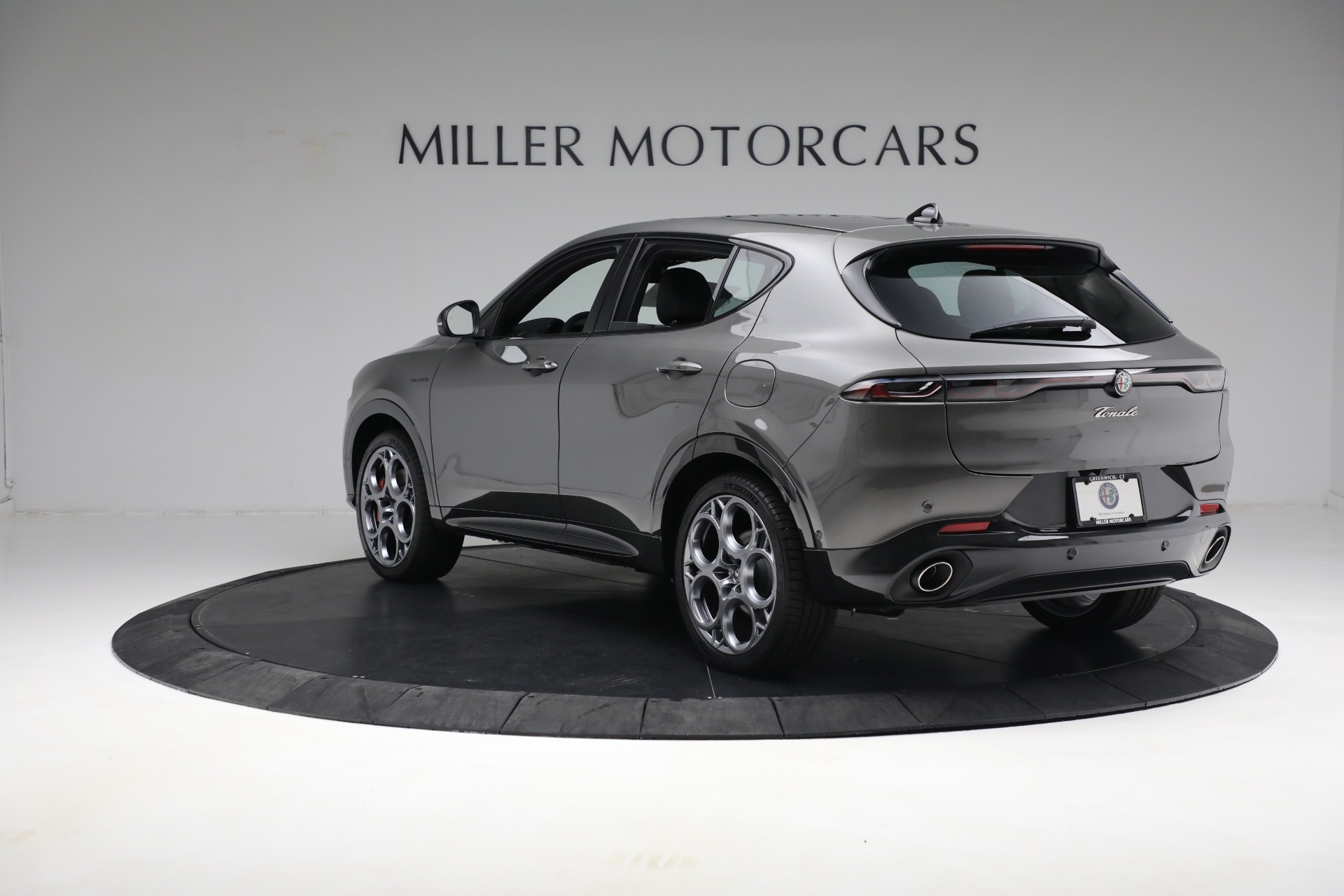 New 2024 Alfa Romeo Tonale Veloce | St. Petersburg, FL
