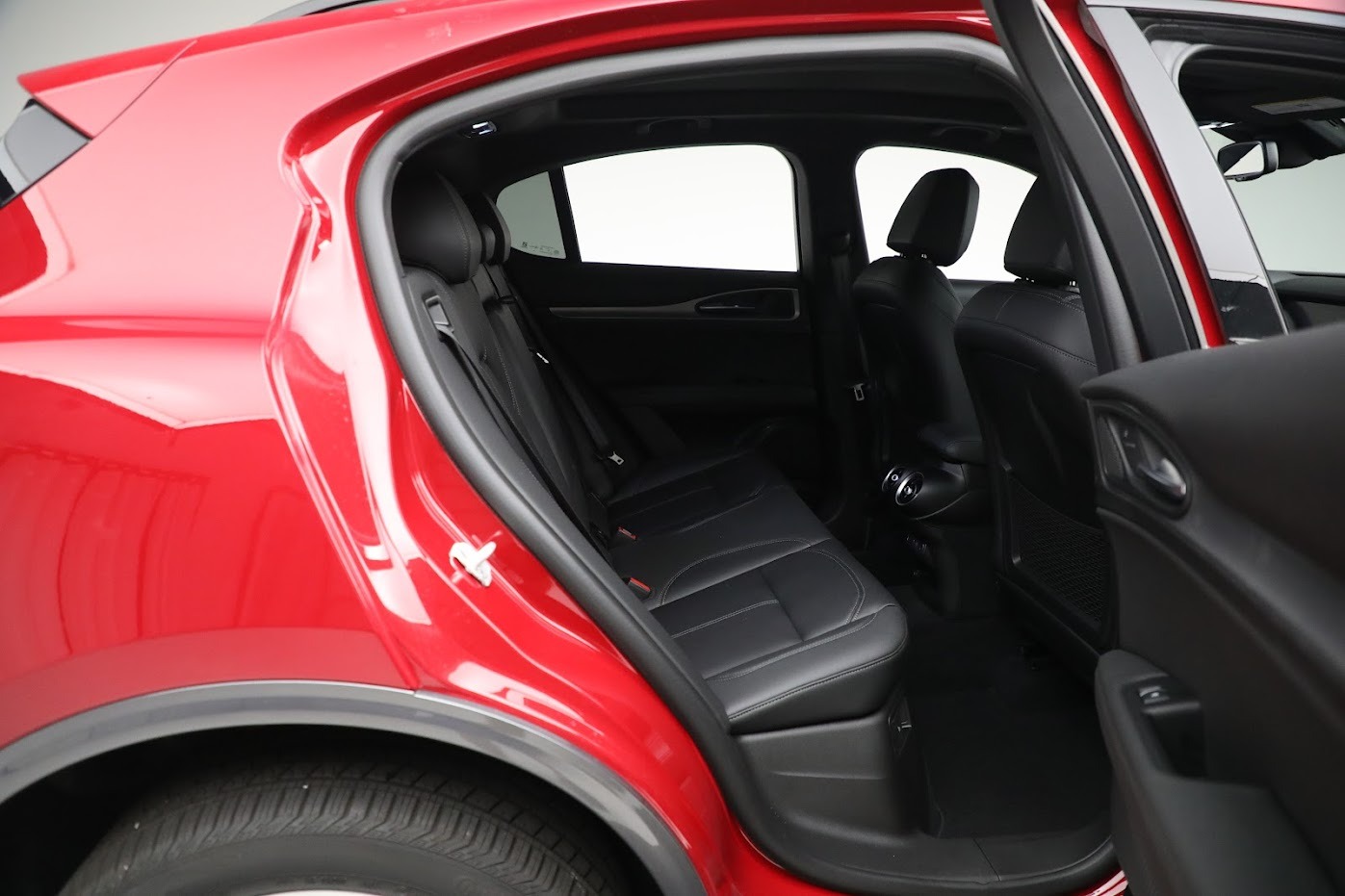 New 2024 Alfa Romeo Stelvio Ti | St. Petersburg, FL