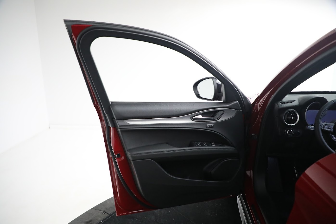 New 2024 Alfa Romeo Stelvio Ti | St. Petersburg, FL
