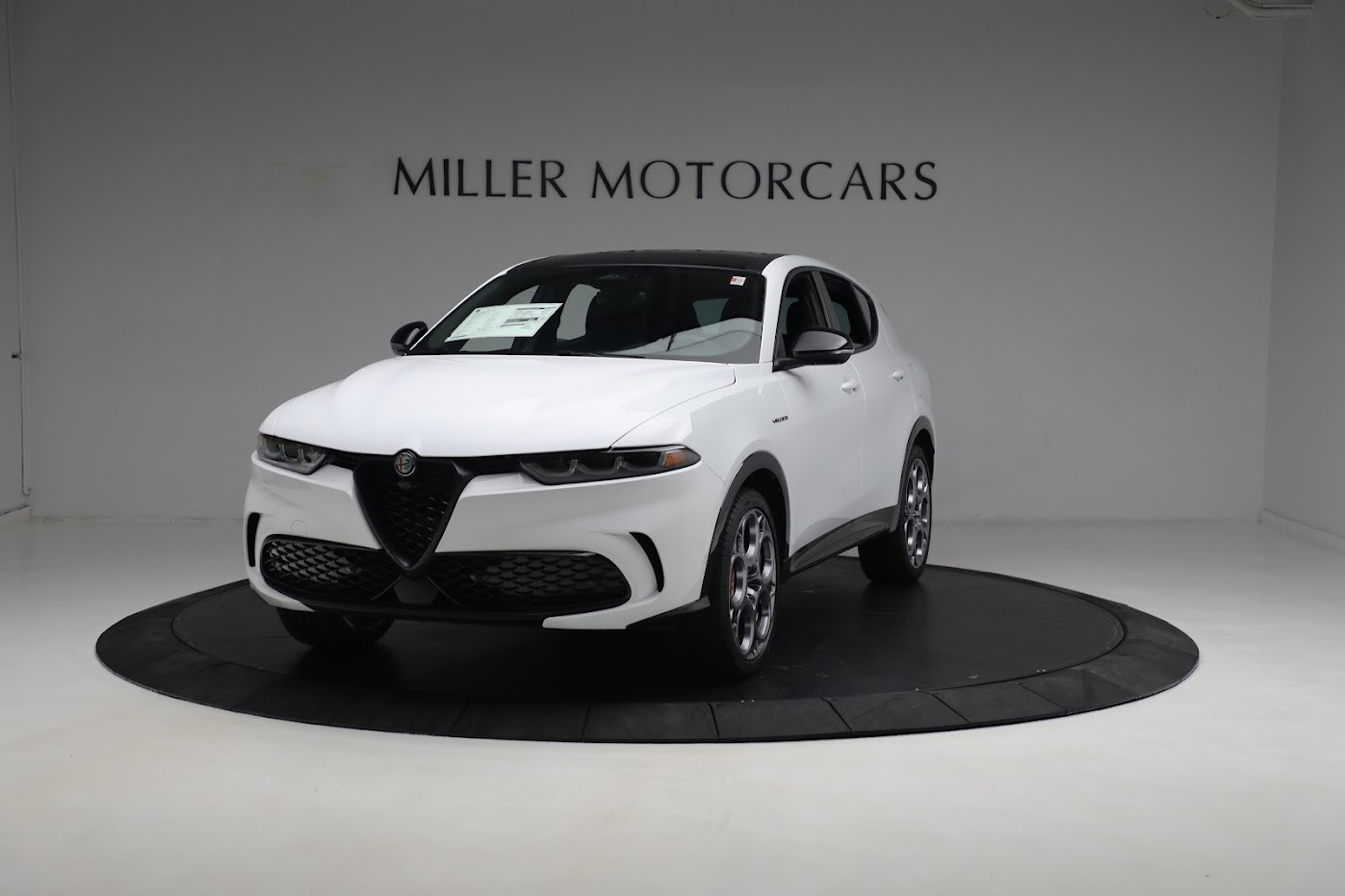 New 2024 Alfa Romeo Tonale Veloce | St. Petersburg, FL