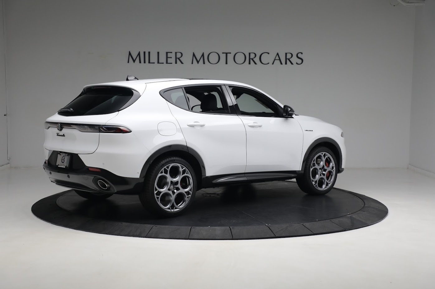 New 2024 Alfa Romeo Tonale Veloce | St. Petersburg, FL
