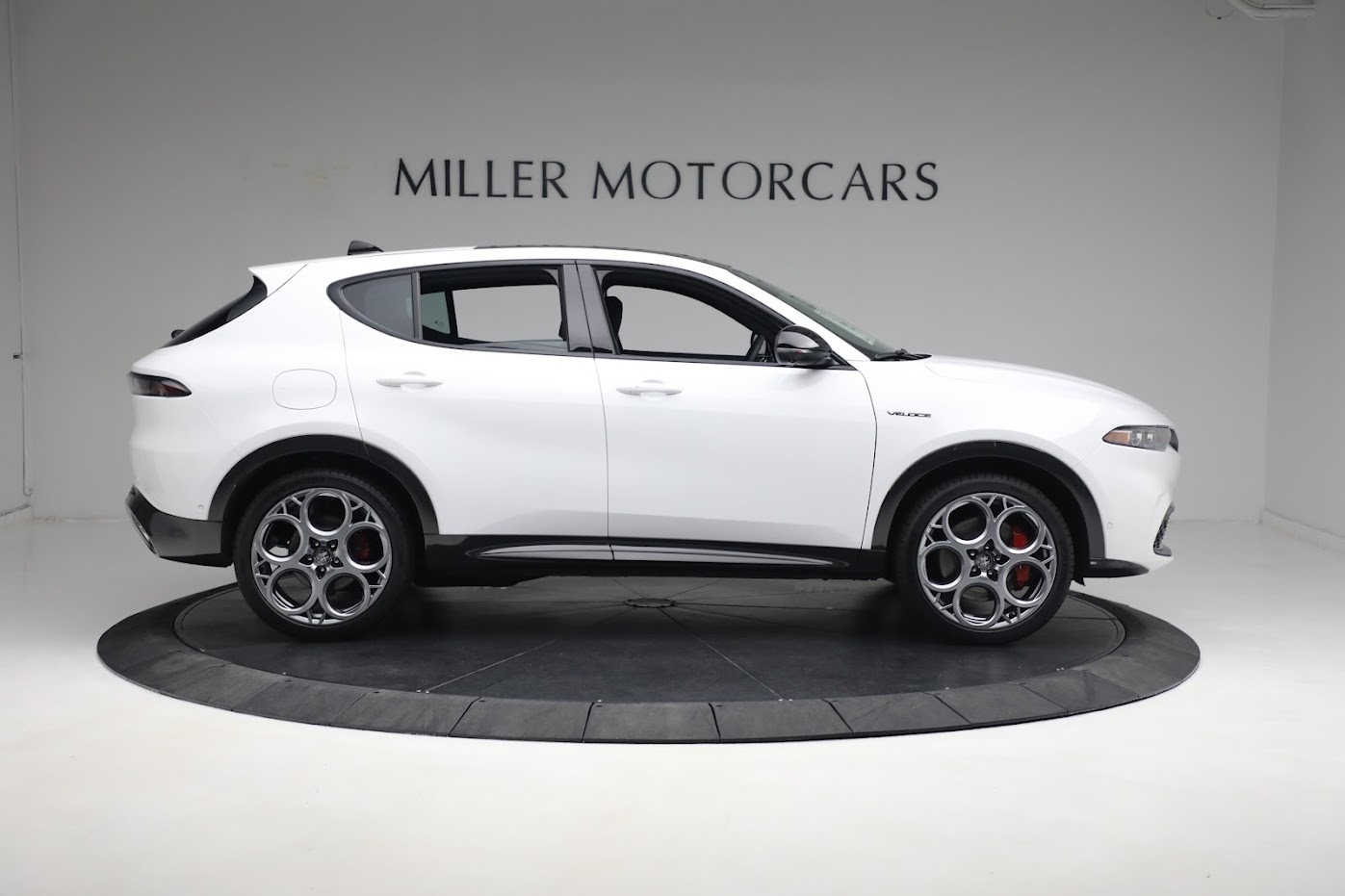 New 2024 Alfa Romeo Tonale Veloce | St. Petersburg, FL