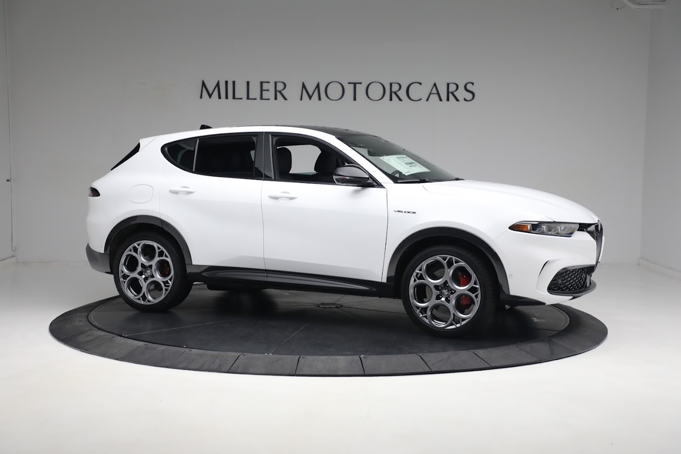New 2024 Alfa Romeo Tonale Veloce | St. Petersburg, FL