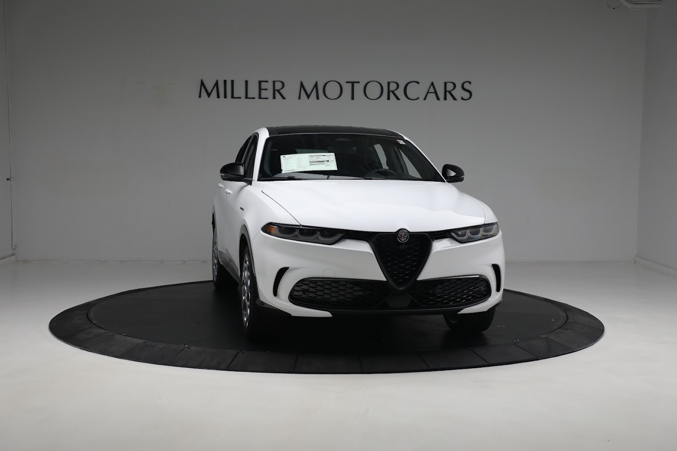 New 2024 Alfa Romeo Tonale Veloce | St. Petersburg, FL