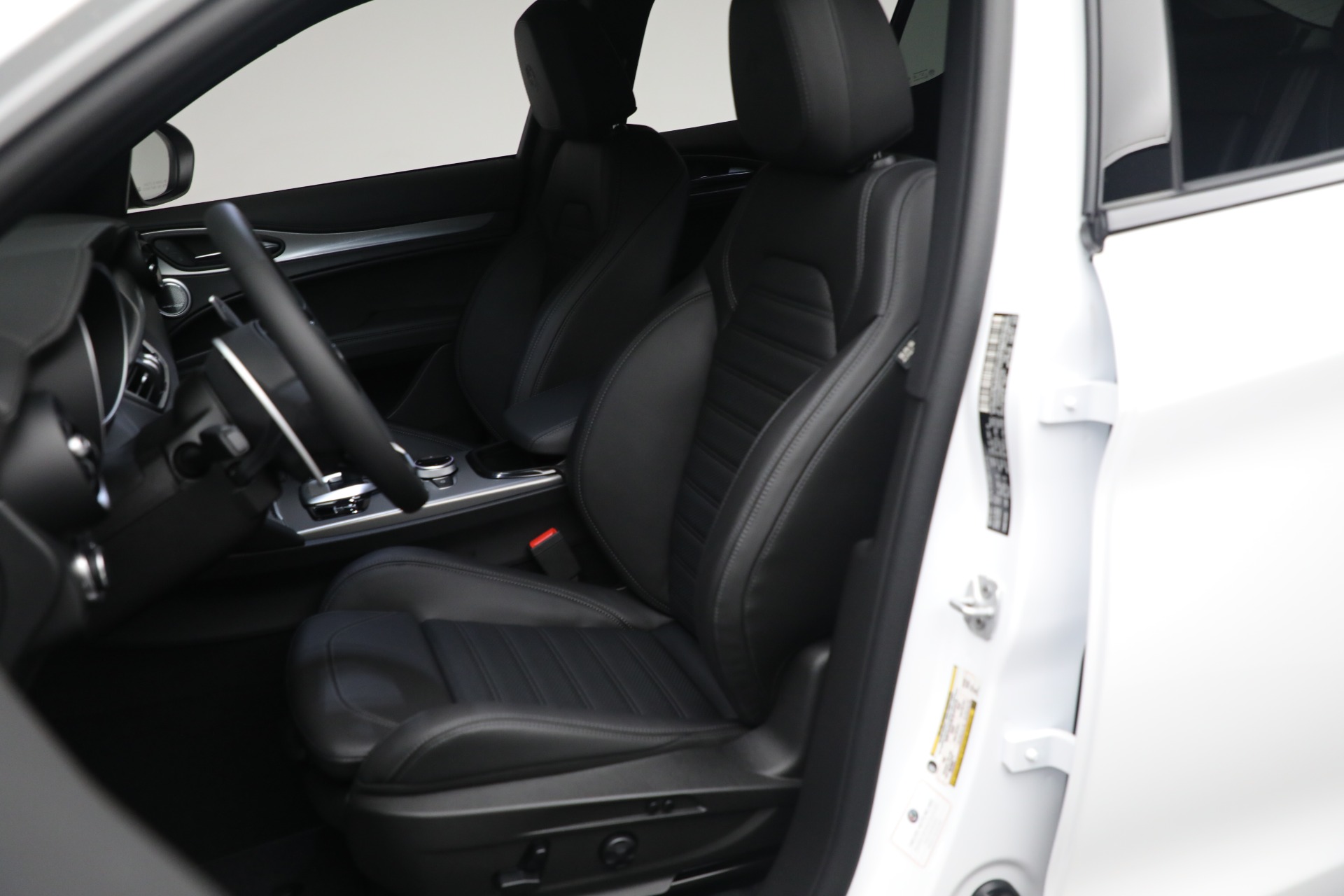 New 2024 Alfa Romeo Stelvio Veloce | St. Petersburg, FL