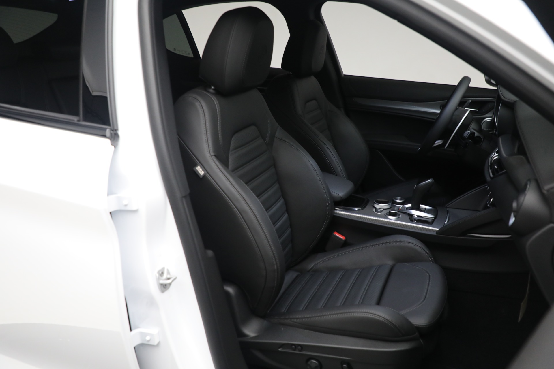 New 2024 Alfa Romeo Stelvio Veloce | St. Petersburg, FL