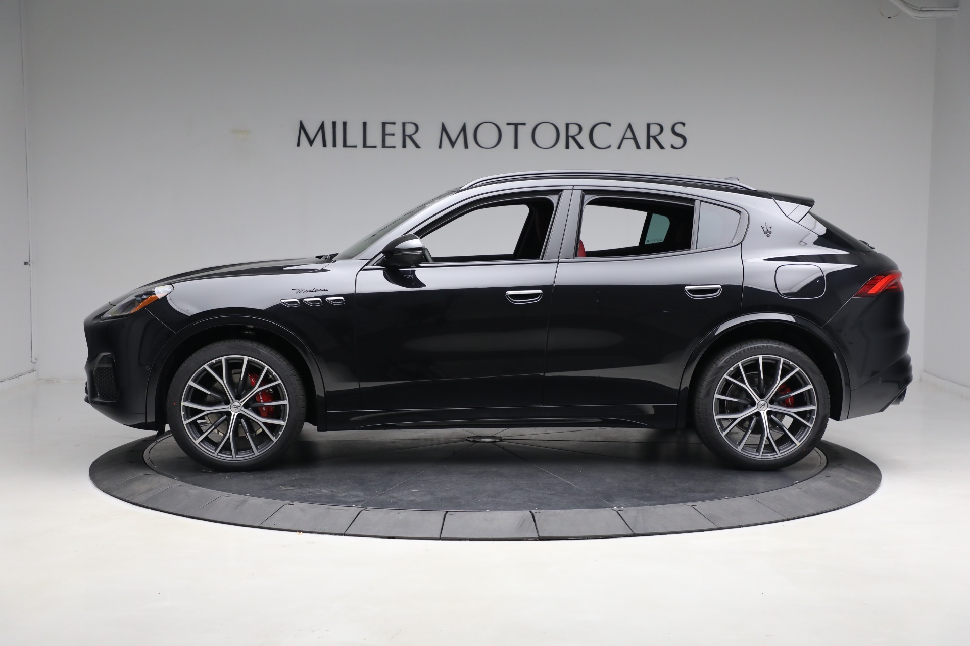 New 2023 Maserati Grecale Modena | St. Petersburg, FL