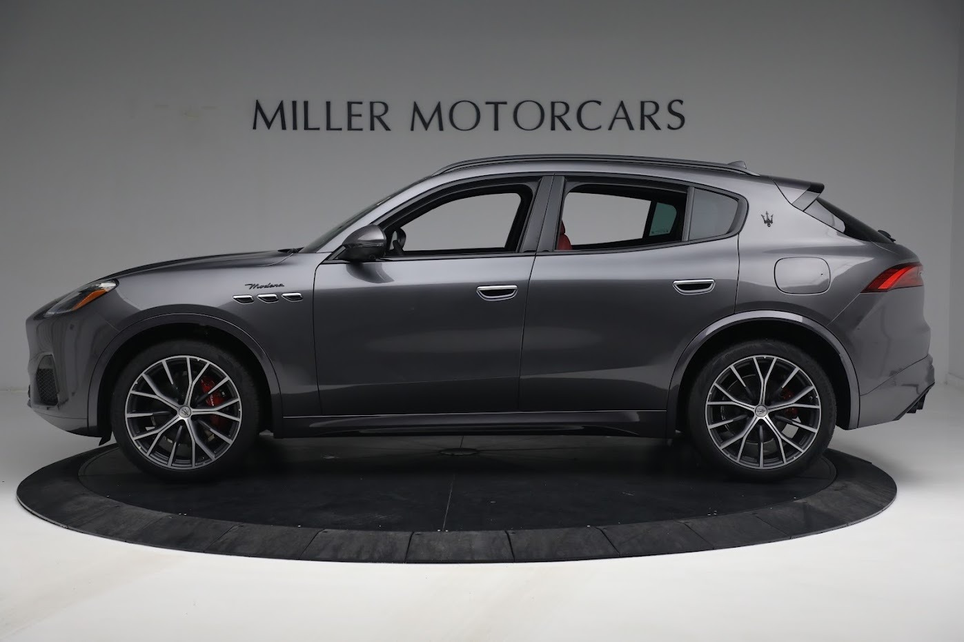 New 2023 Maserati Grecale Modena | St. Petersburg, FL