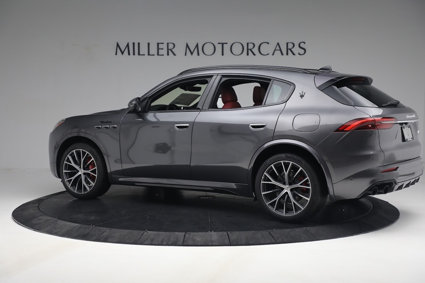 New 2023 Maserati Grecale Modena | St. Petersburg, FL