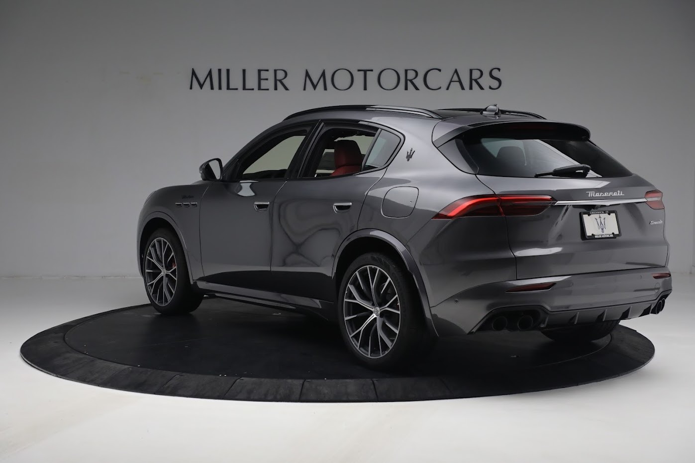 New 2023 Maserati Grecale Modena | St. Petersburg, FL