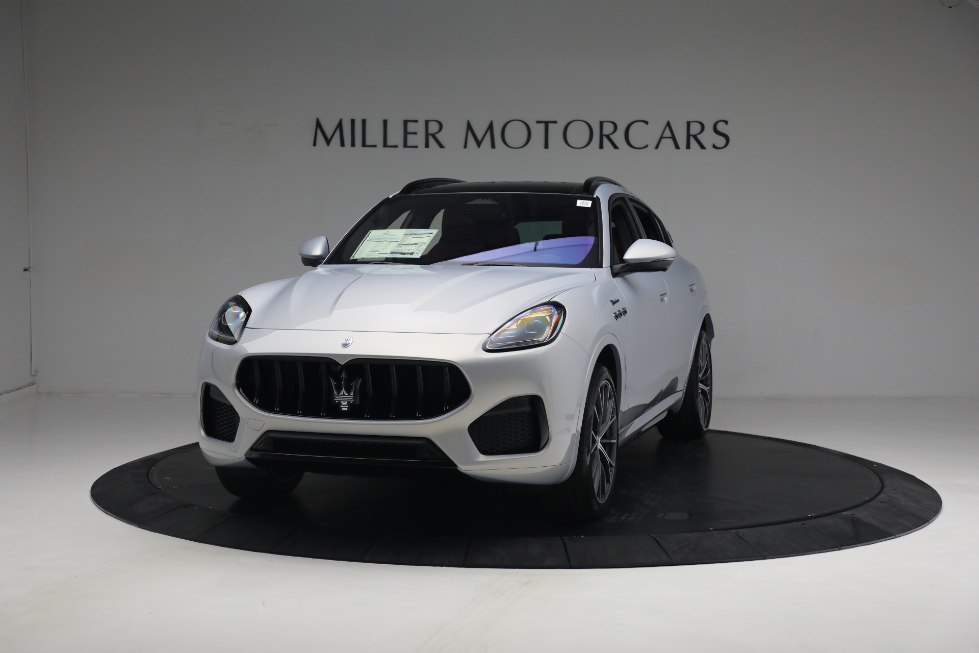 New 2023 Maserati Grecale Modena | St. Petersburg, FL