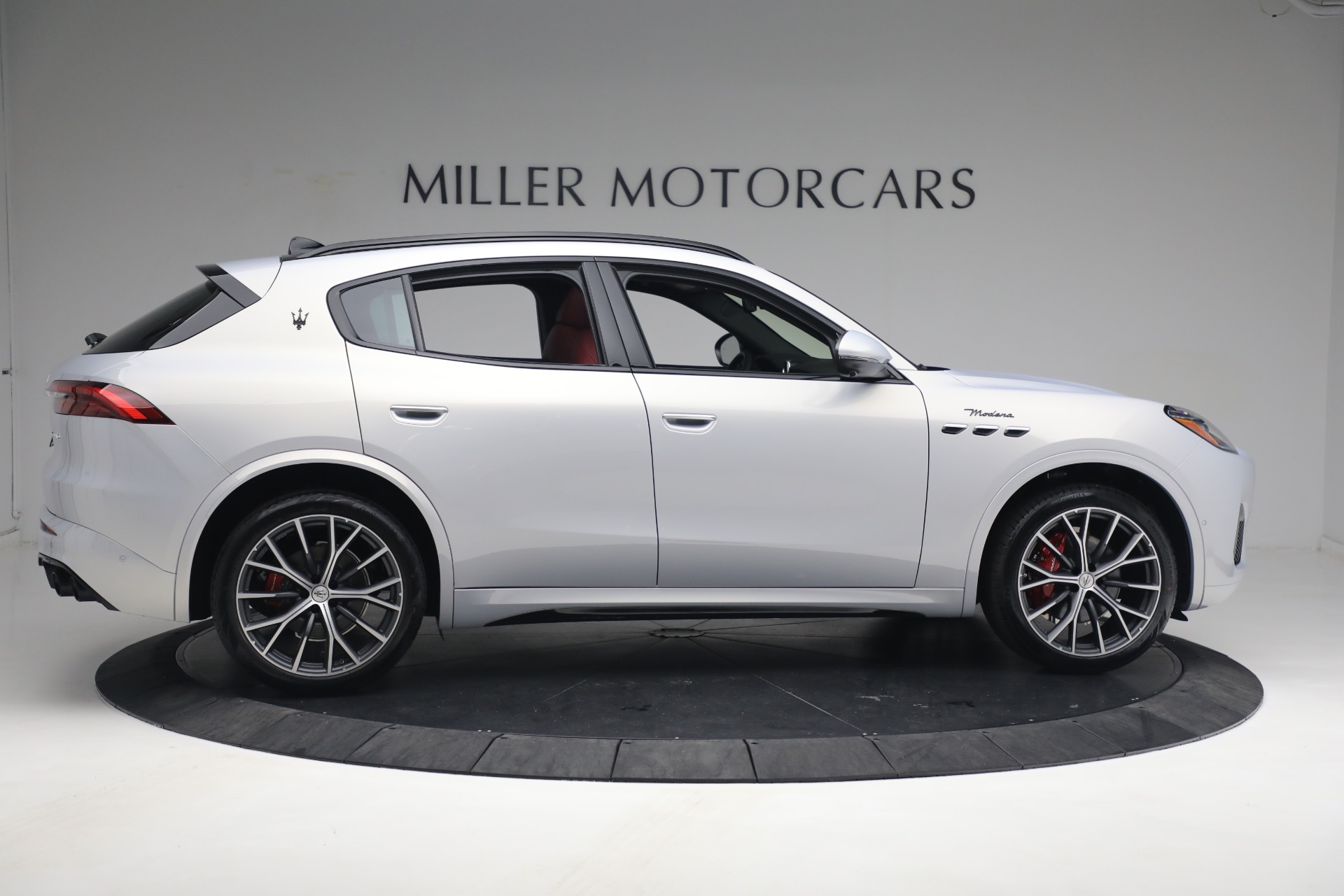 New 2023 Maserati Grecale Modena | St. Petersburg, FL