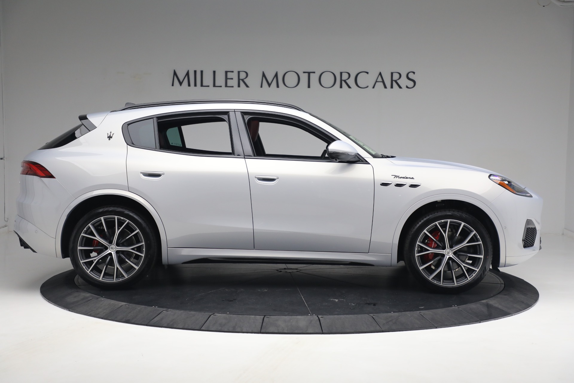 New 2023 Maserati Grecale Modena | St. Petersburg, FL