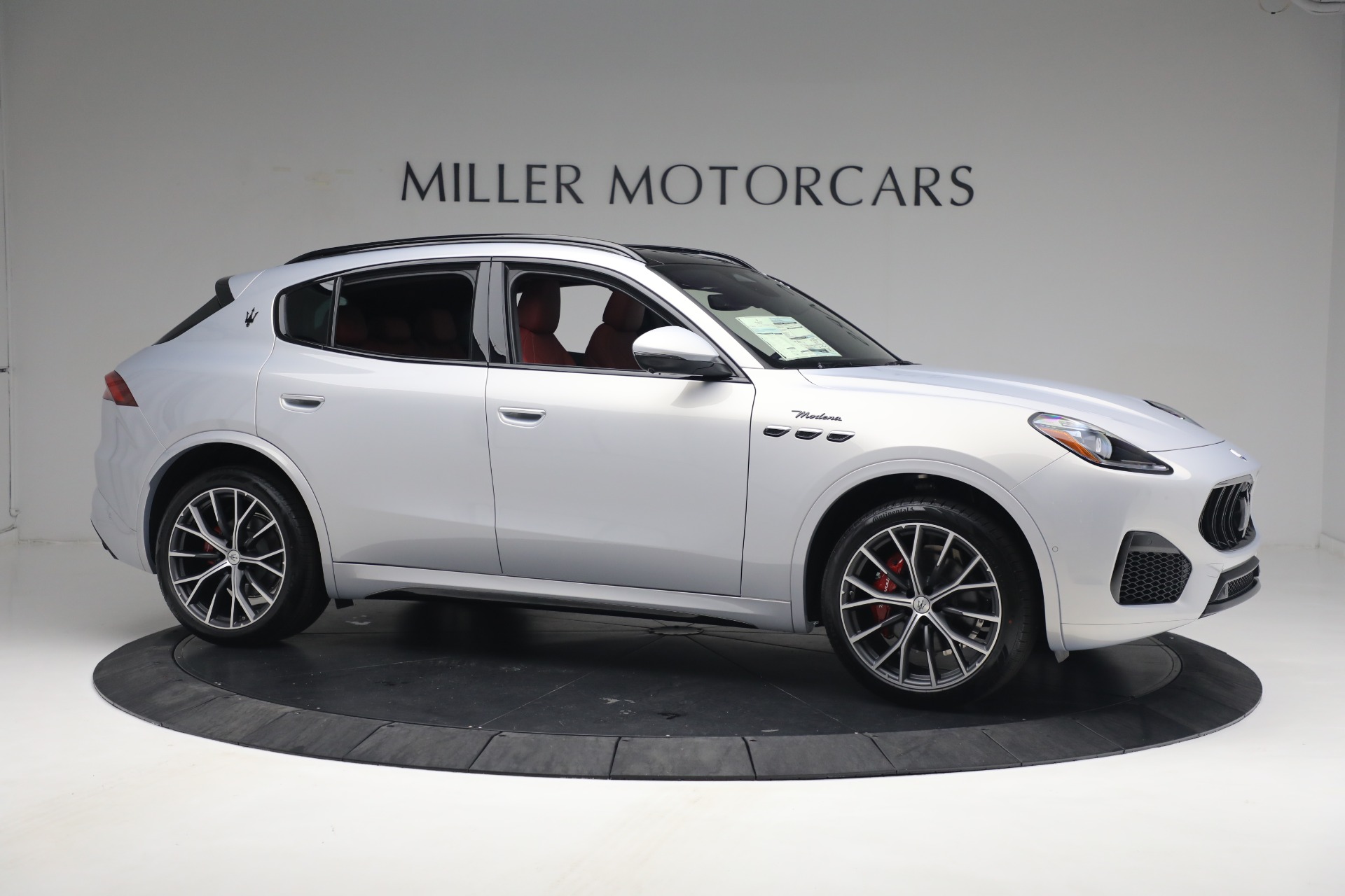 New 2023 Maserati Grecale Modena | St. Petersburg, FL