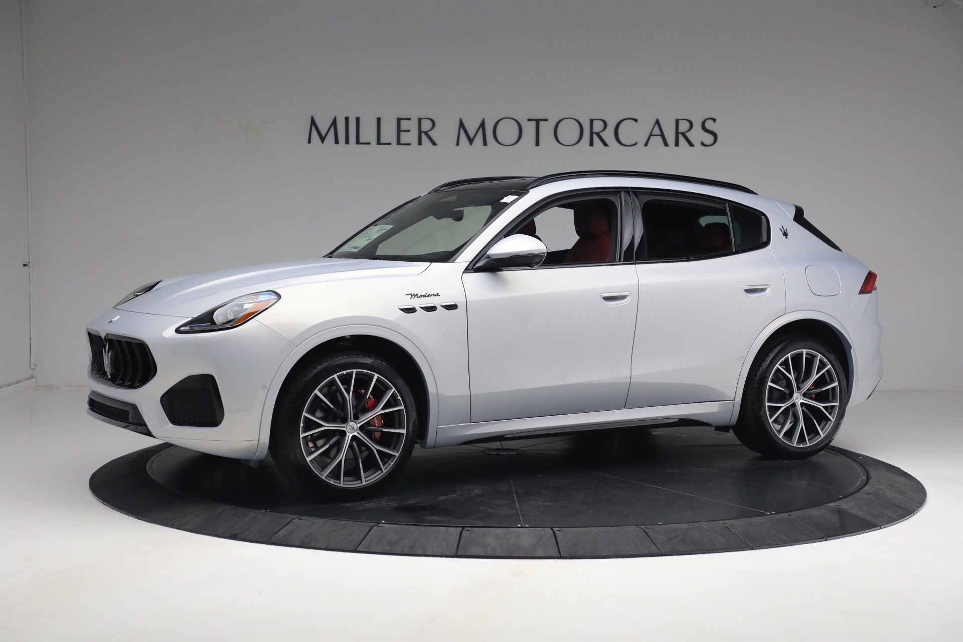 New 2023 Maserati Grecale Modena | St. Petersburg, FL
