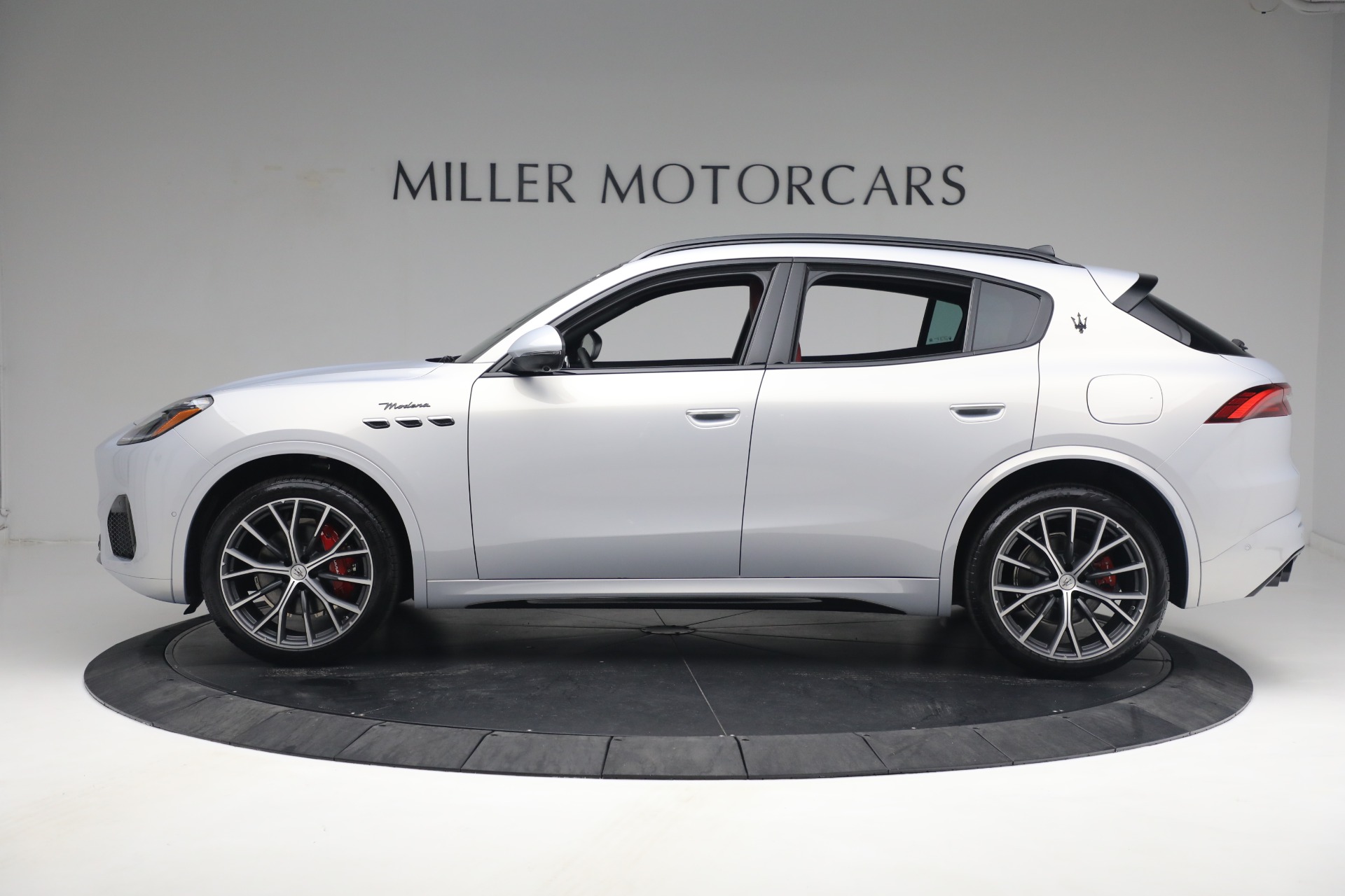 New 2023 Maserati Grecale Modena | St. Petersburg, FL
