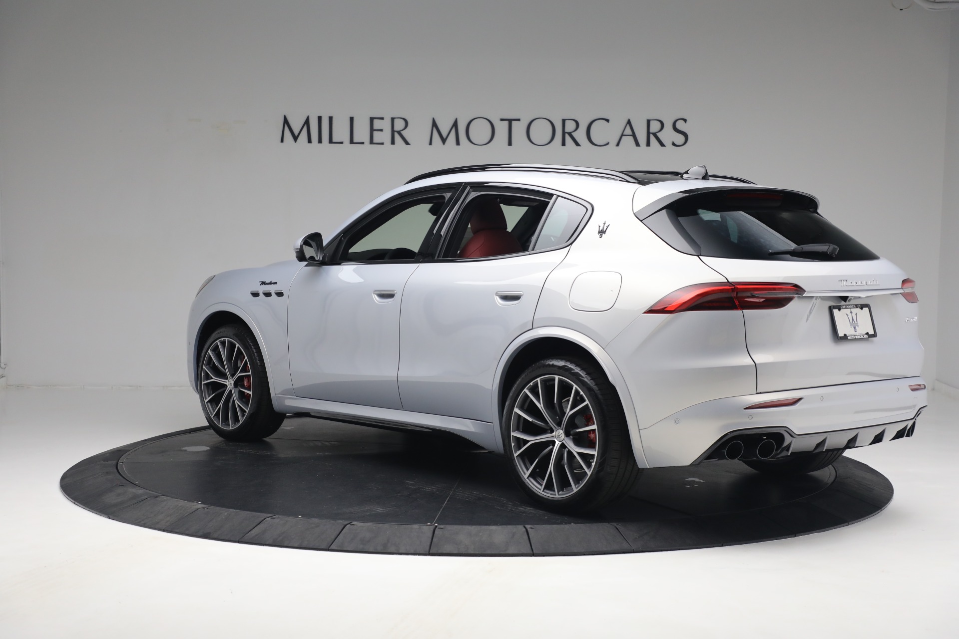 New 2023 Maserati Grecale Modena | St. Petersburg, FL