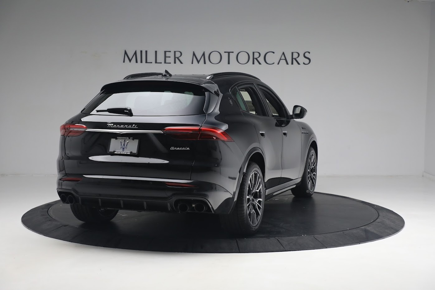 New 2023 Maserati Grecale Modena | St. Petersburg, FL
