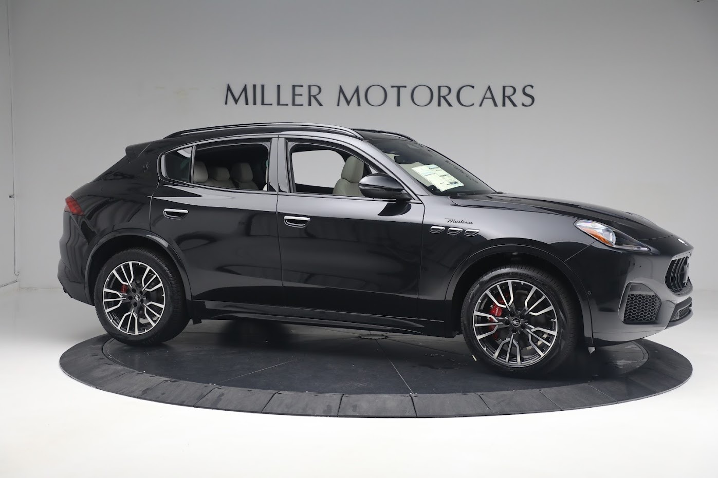 New 2023 Maserati Grecale Modena | St. Petersburg, FL