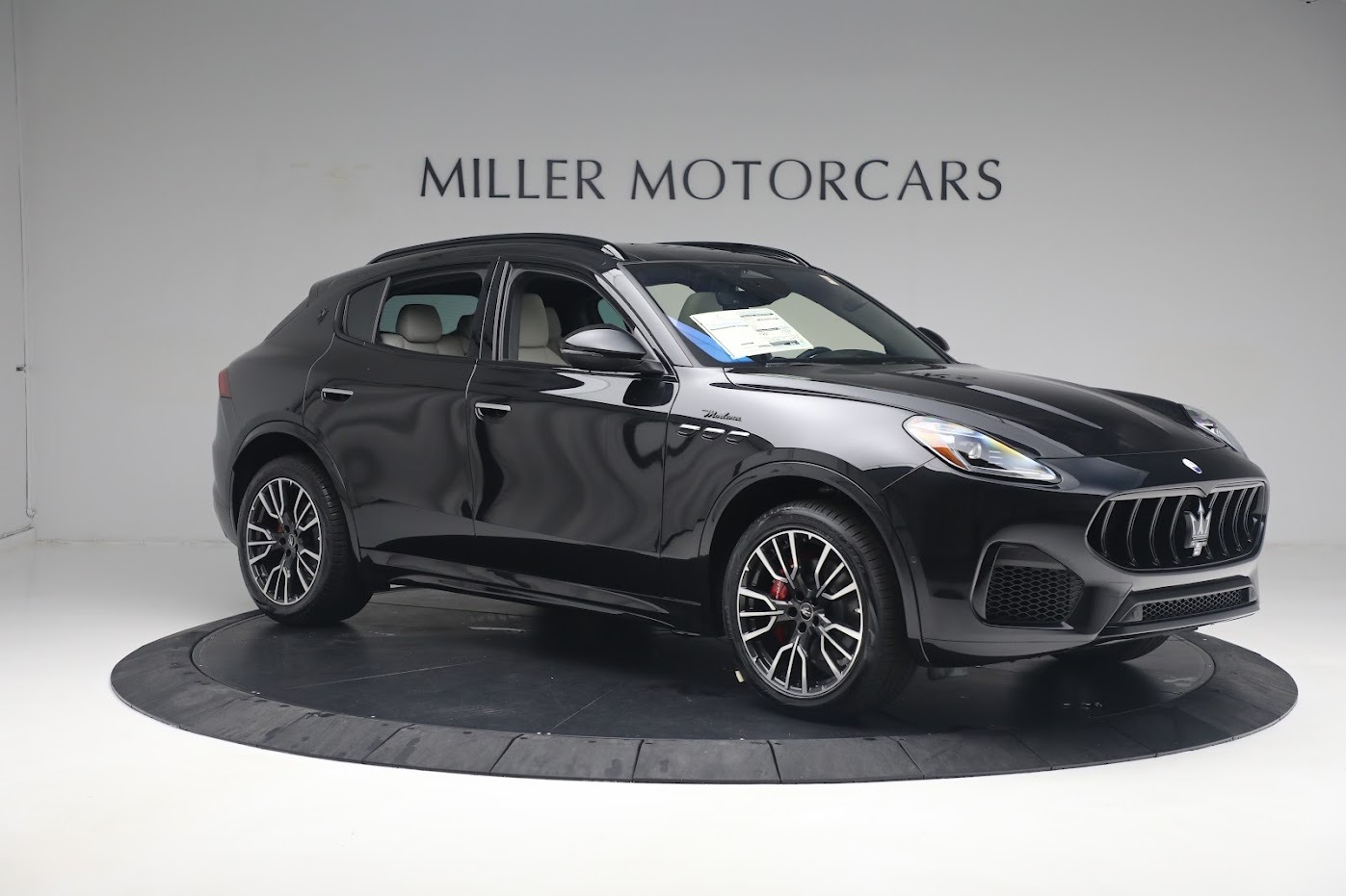 New 2023 Maserati Grecale Modena | St. Petersburg, FL